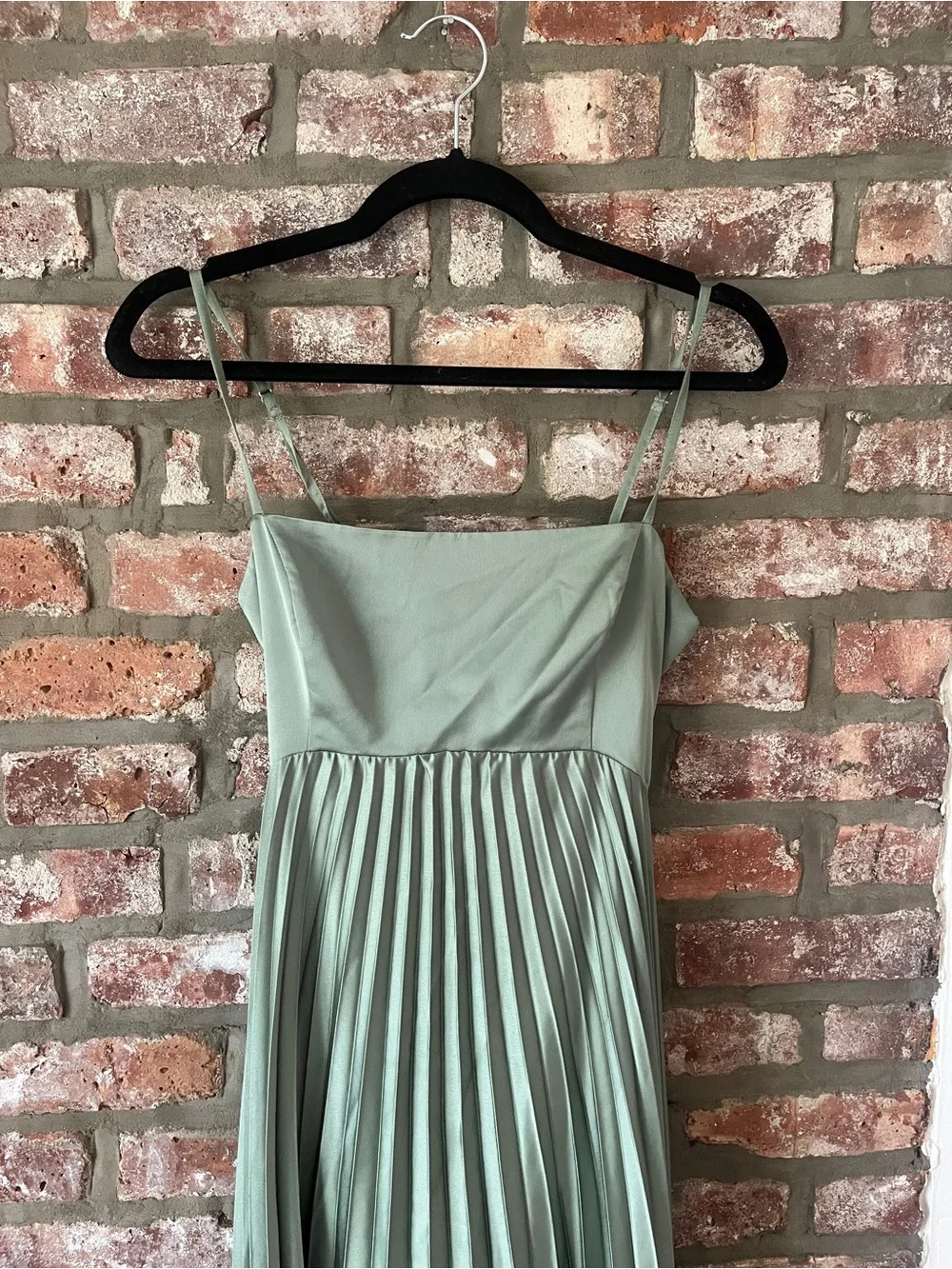 Abercrombie & Fitch Sage Green Pleated High-Low Maxi Dress